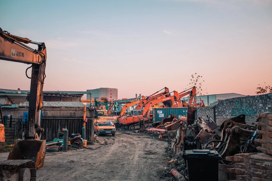 Nowoczesny budynek mieszkalny w budowie